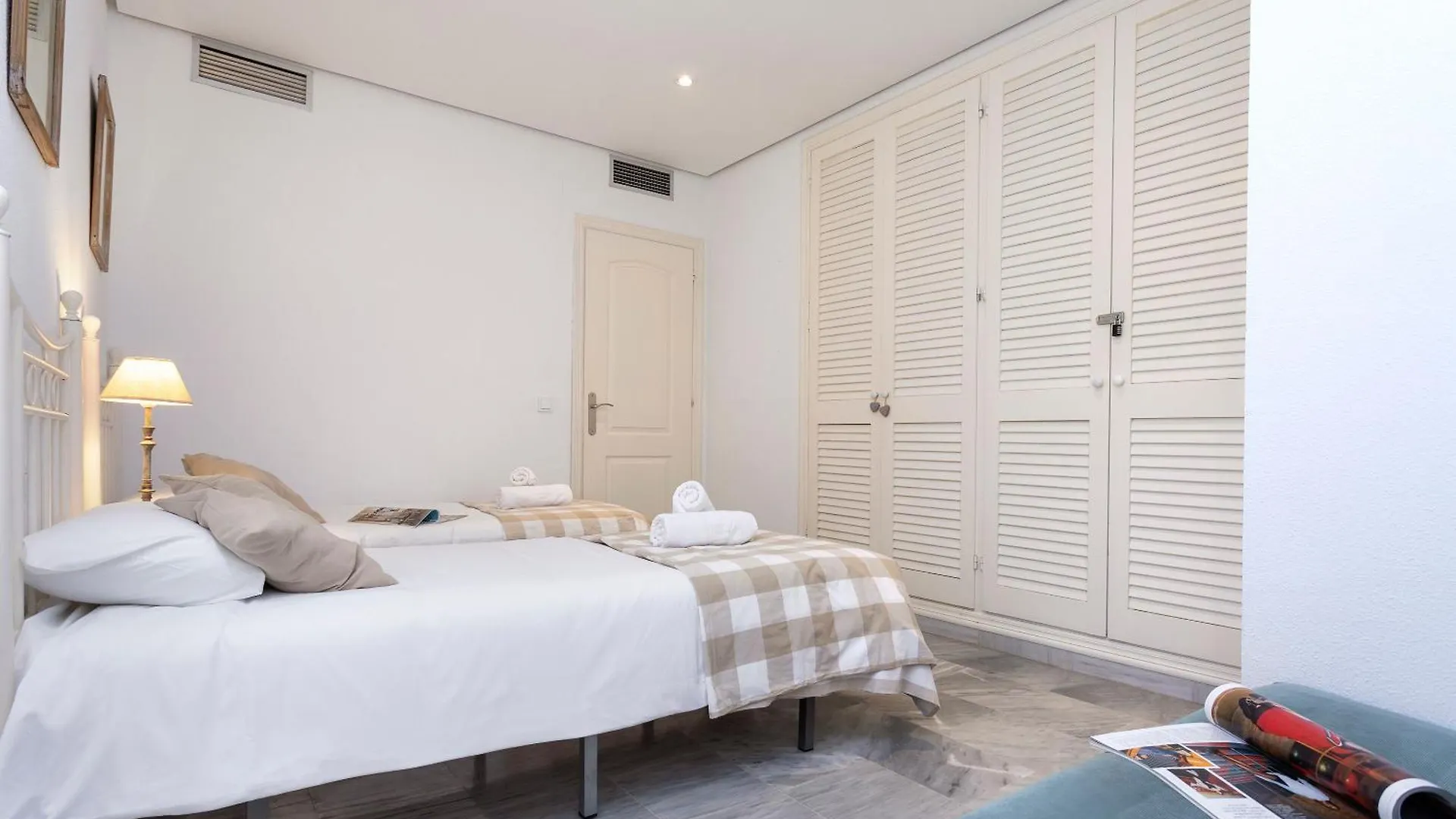 Golden Beach By Rent Me Marbella 0*,  İspanya